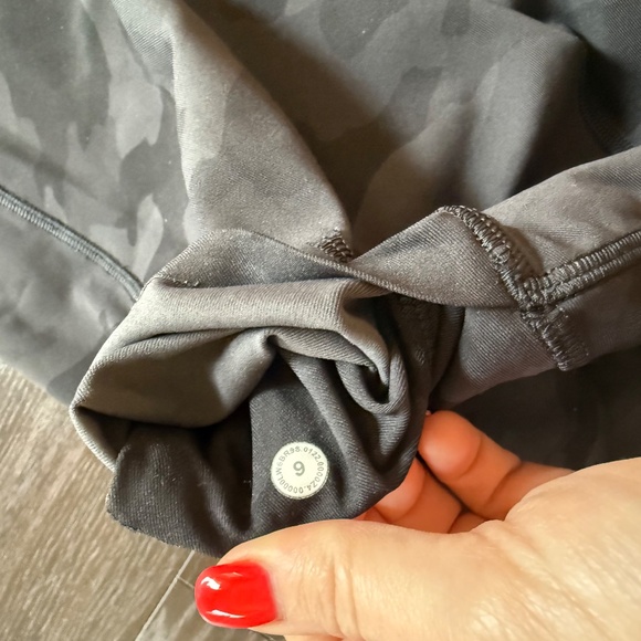 Lululemon leggings - Picture 4 of 4